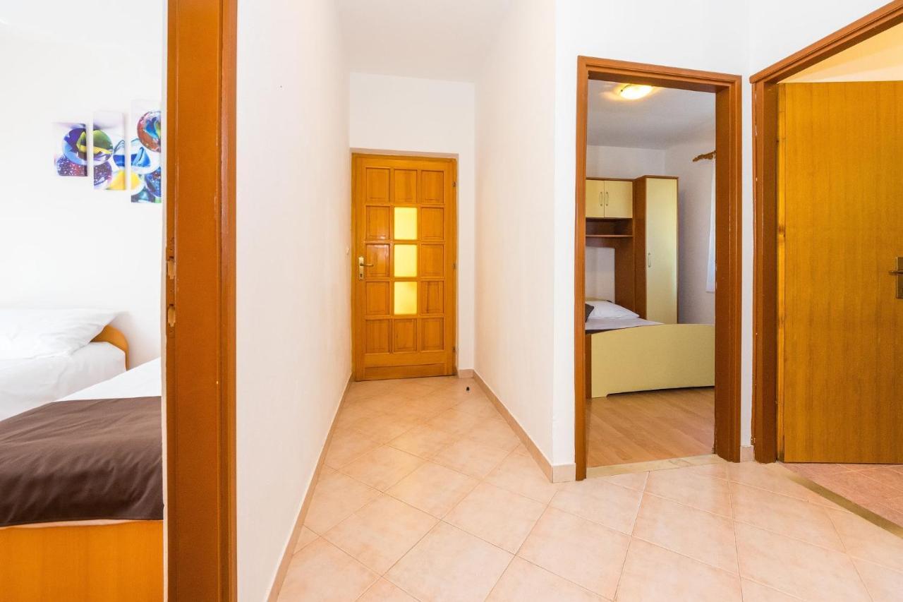 Apartments By The Sea Vrsi - Mulo, Zadar - 5951 Exterior photo