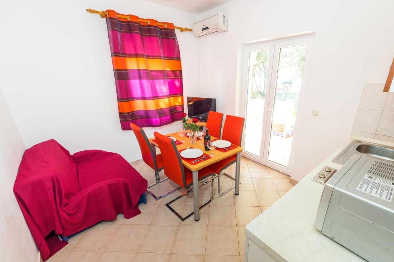 Apartments By The Sea Vrsi - Mulo, Zadar - 5951 Exterior photo