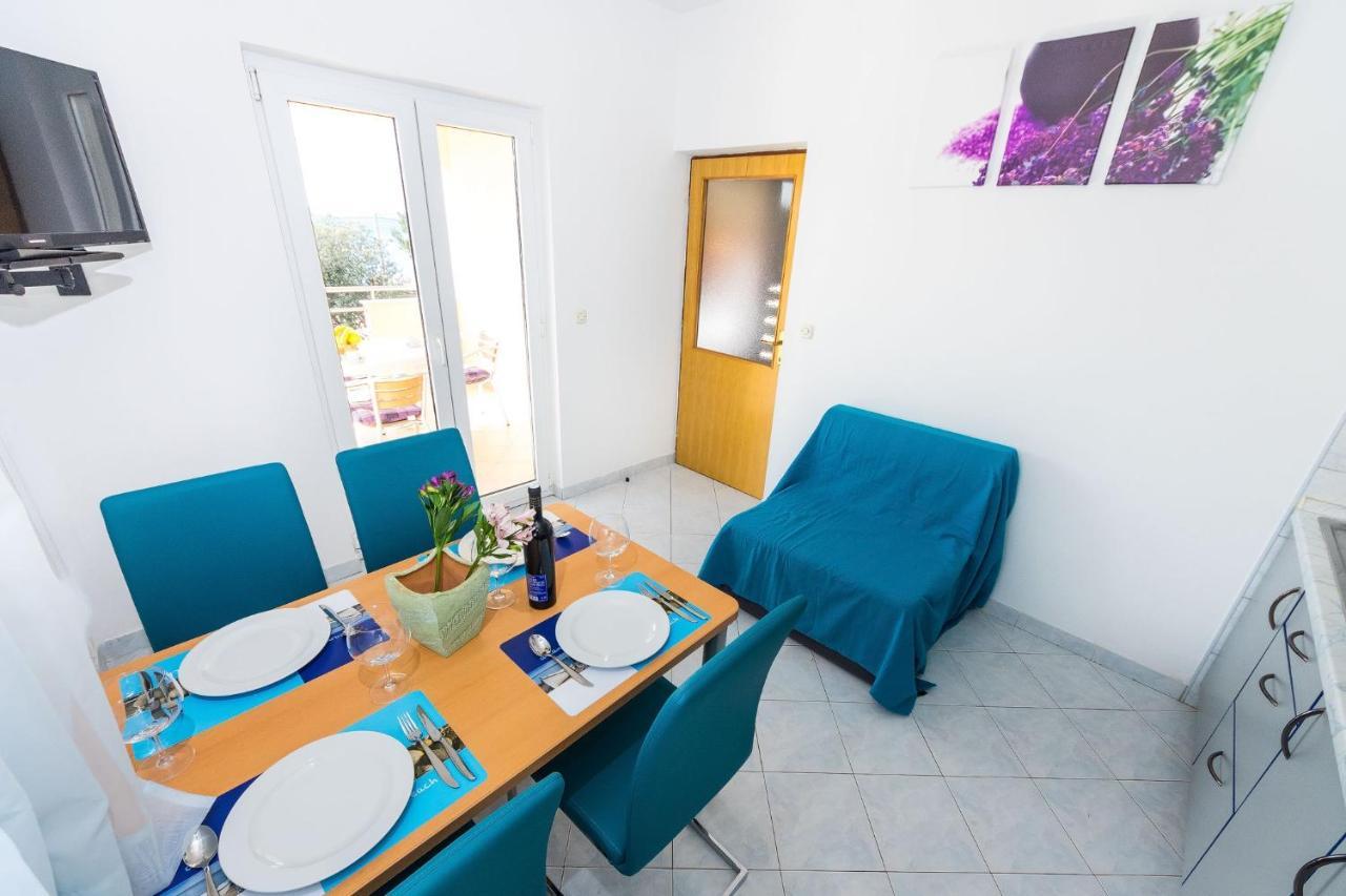Apartments By The Sea Vrsi - Mulo, Zadar - 5951 Exterior photo